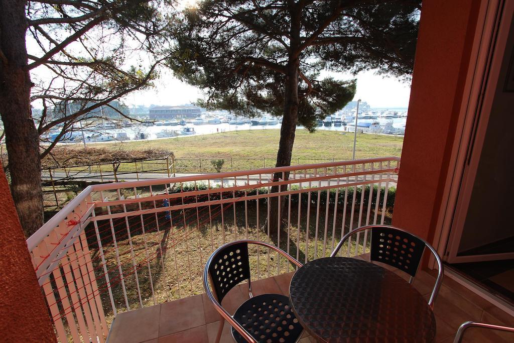 Apartment Nautica Novigrad Istria Extérieur photo